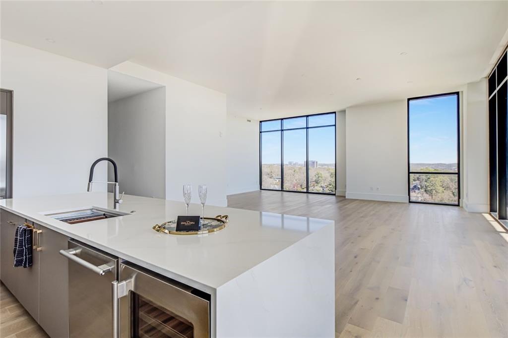 2425 Peachtree Road NE Unit 1605