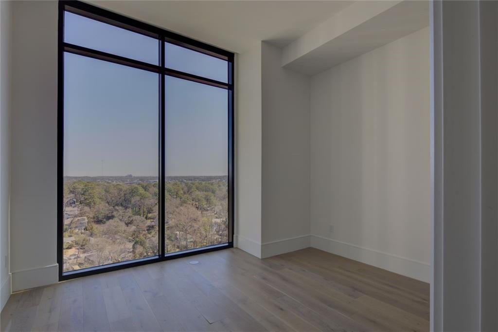 2425 Peachtree Road NE Unit 1605