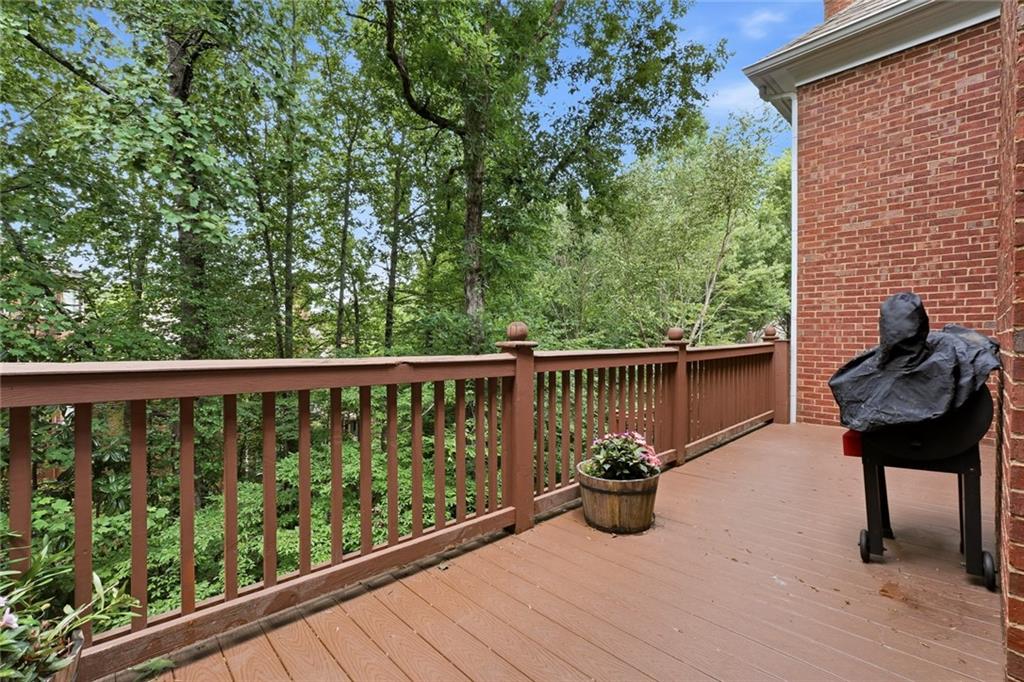 121 Brookview Circle