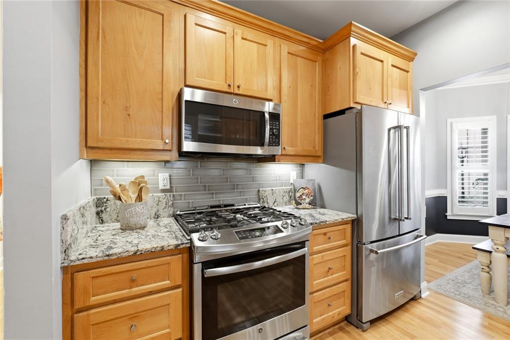 121 Brookview Circle