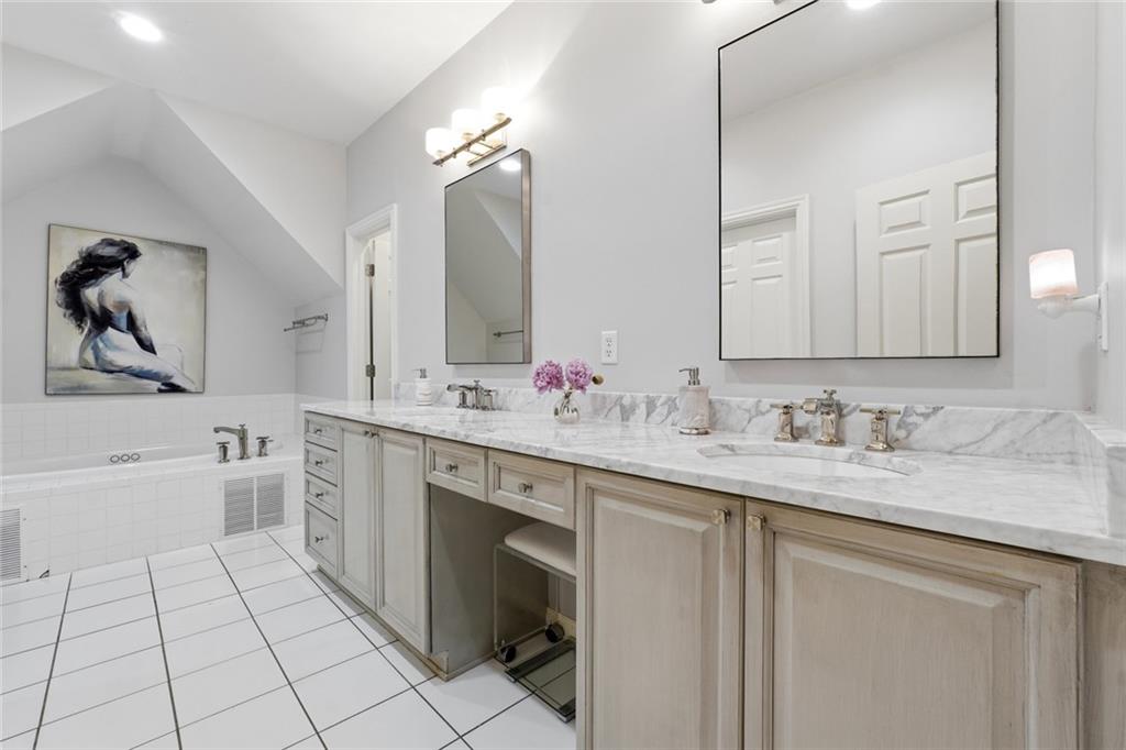 121 Brookview Circle