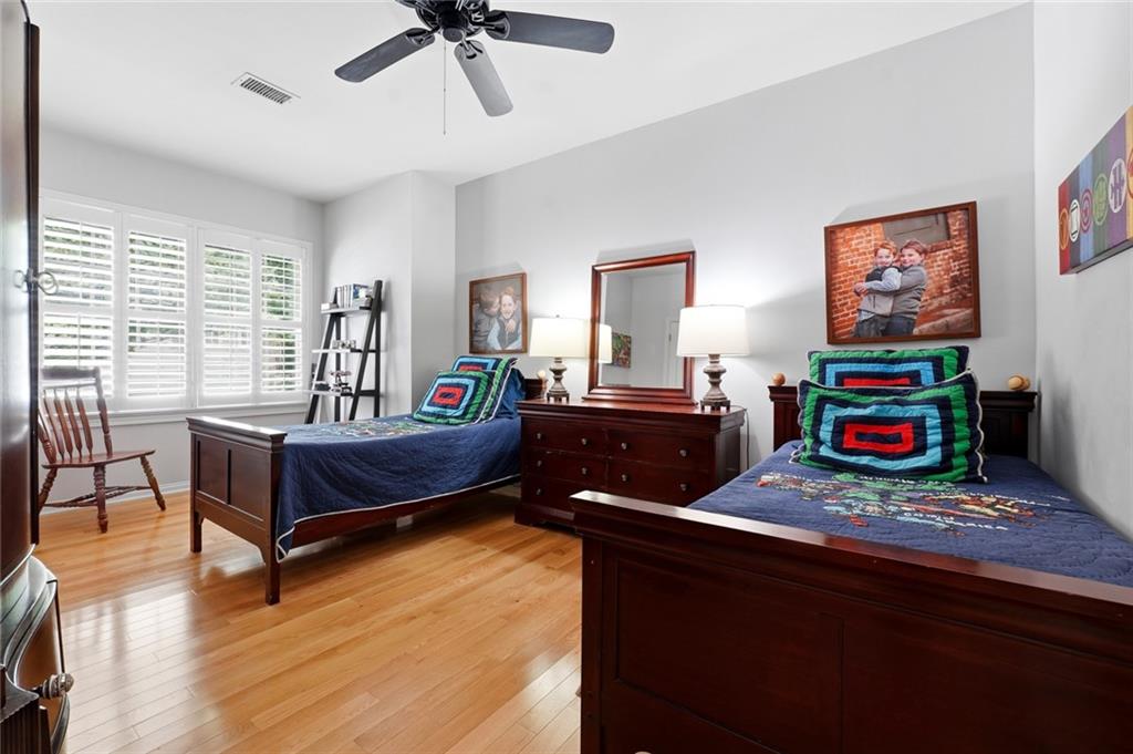 121 Brookview Circle