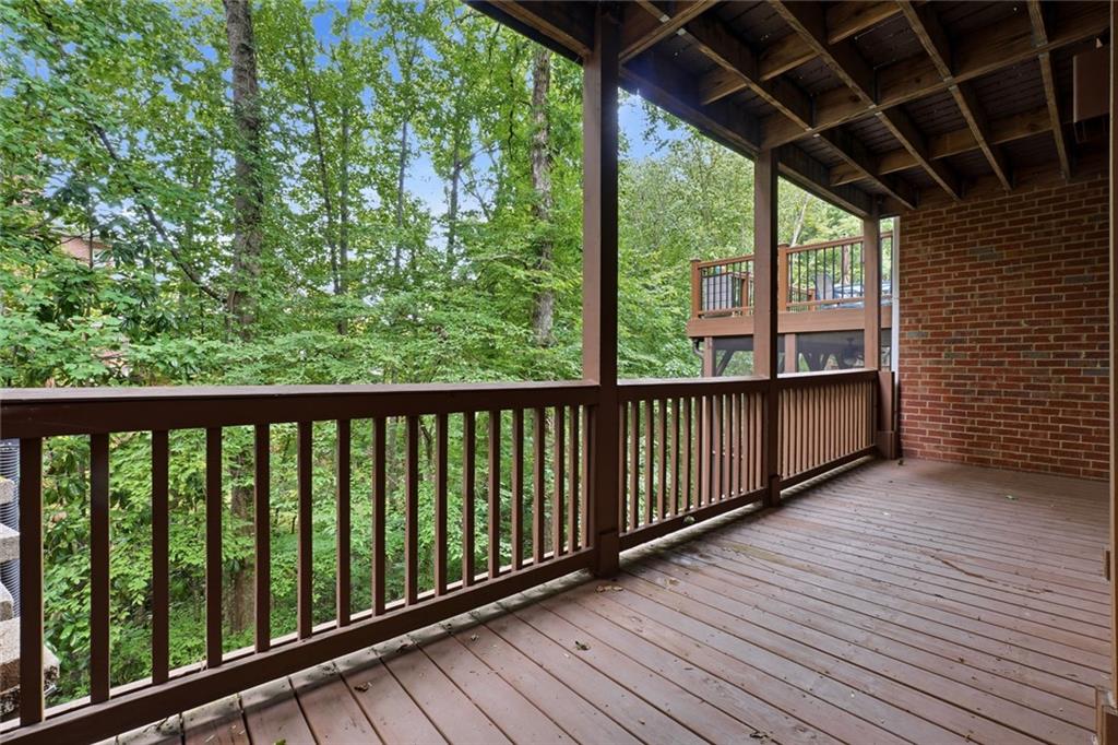 121 Brookview Circle