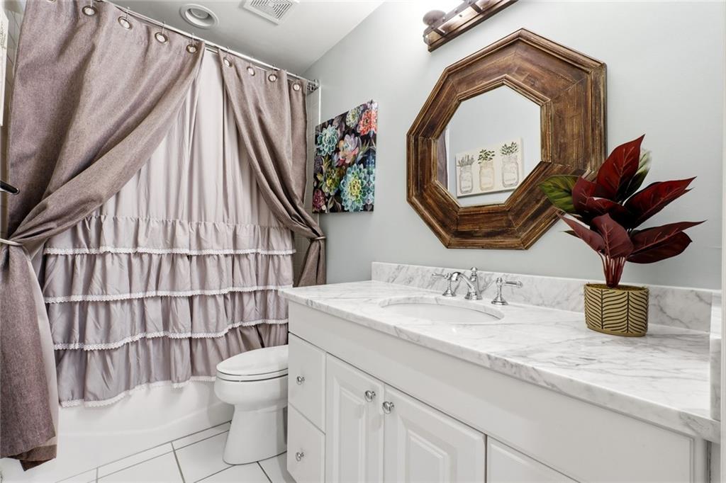 121 Brookview Circle