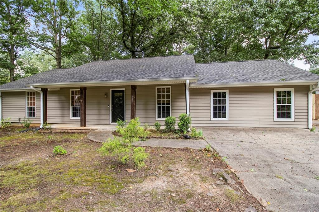 455 Barrington Drive W