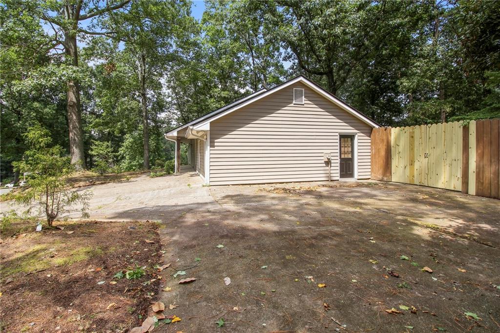 455 Barrington Drive W