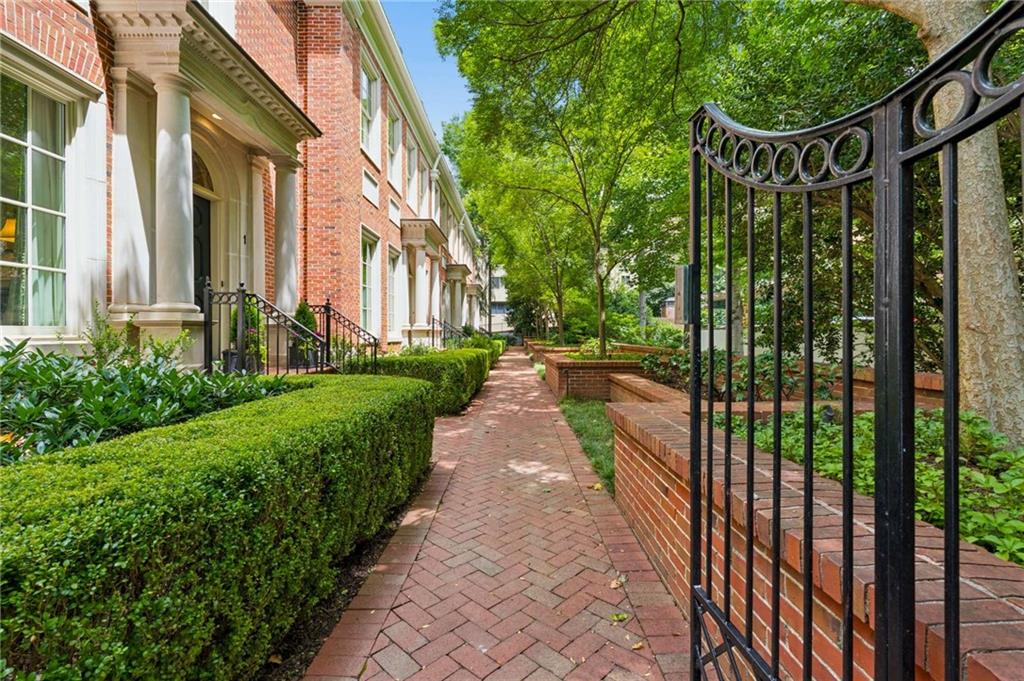 39 W Wesley Road NW Unit 1