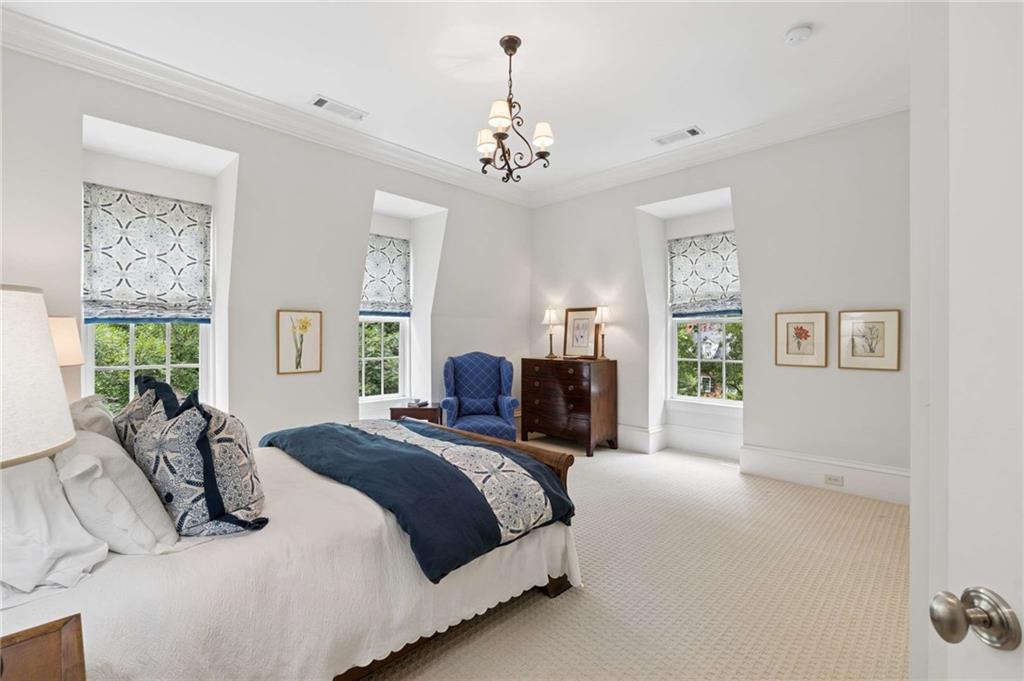 39 W Wesley Road NW Unit 1