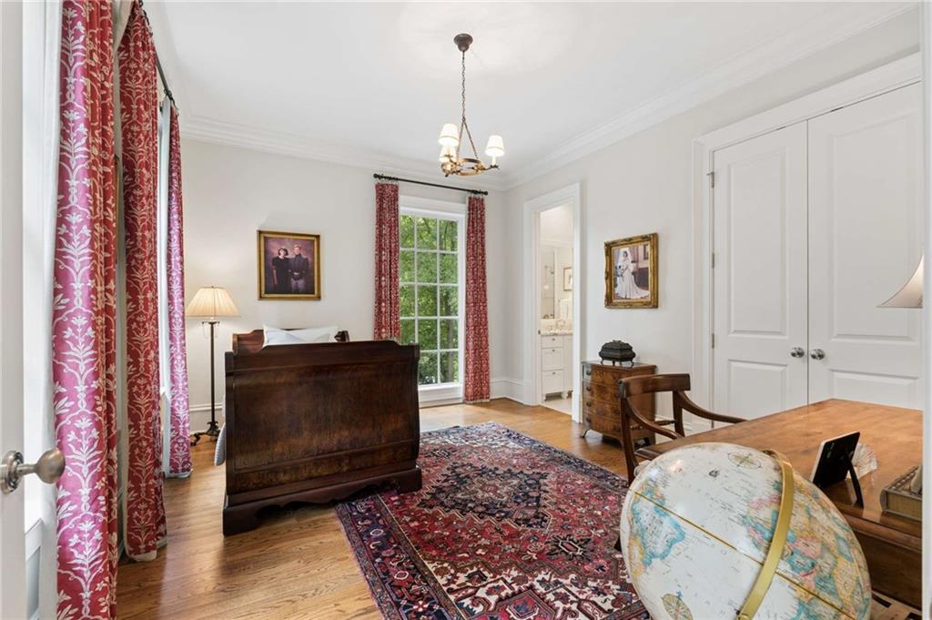 39 W Wesley Road NW Unit 1