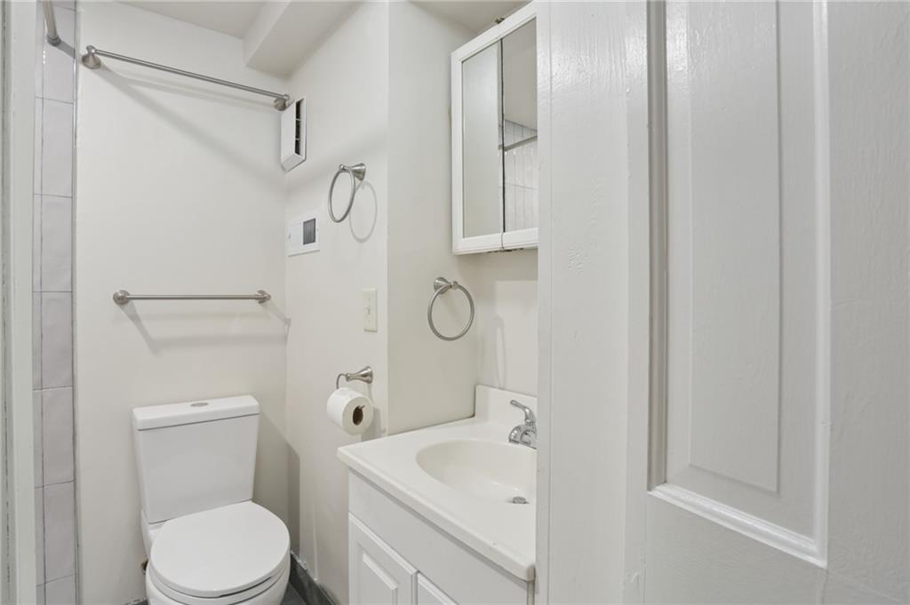 570 Woodward Avenue SE Unit B
