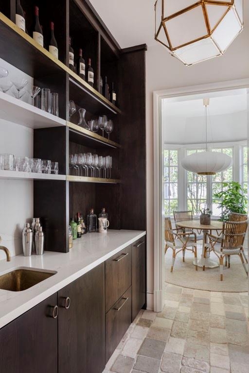 365 King Road NW