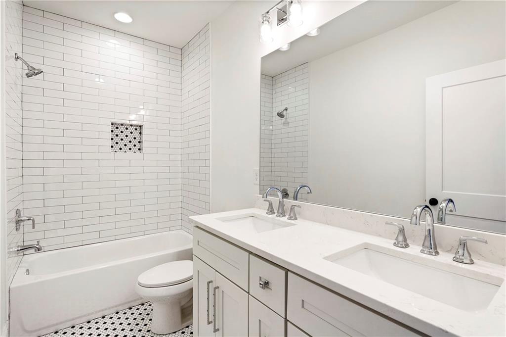512 Ralph Mcgill Boulevard NE Unit 3