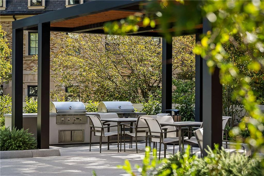 2660 Peachtree Road NW Unit 25G