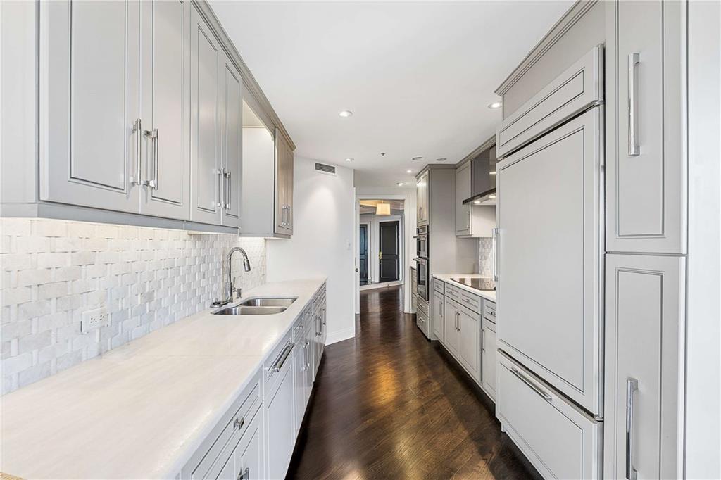 2660 Peachtree Road NW Unit 25G