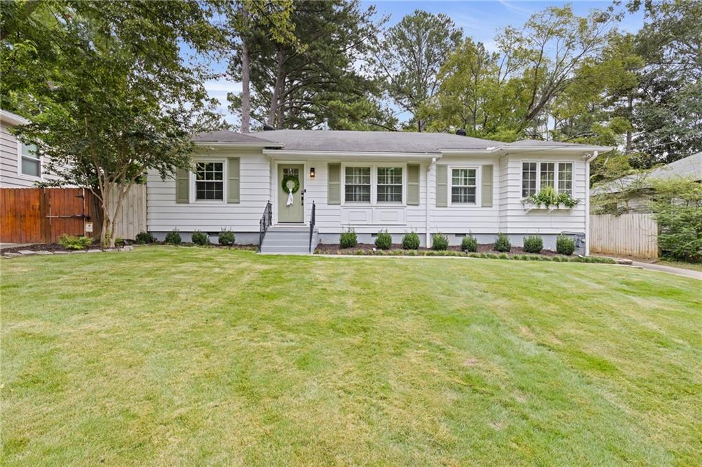 1116 Lindridge Drive NE