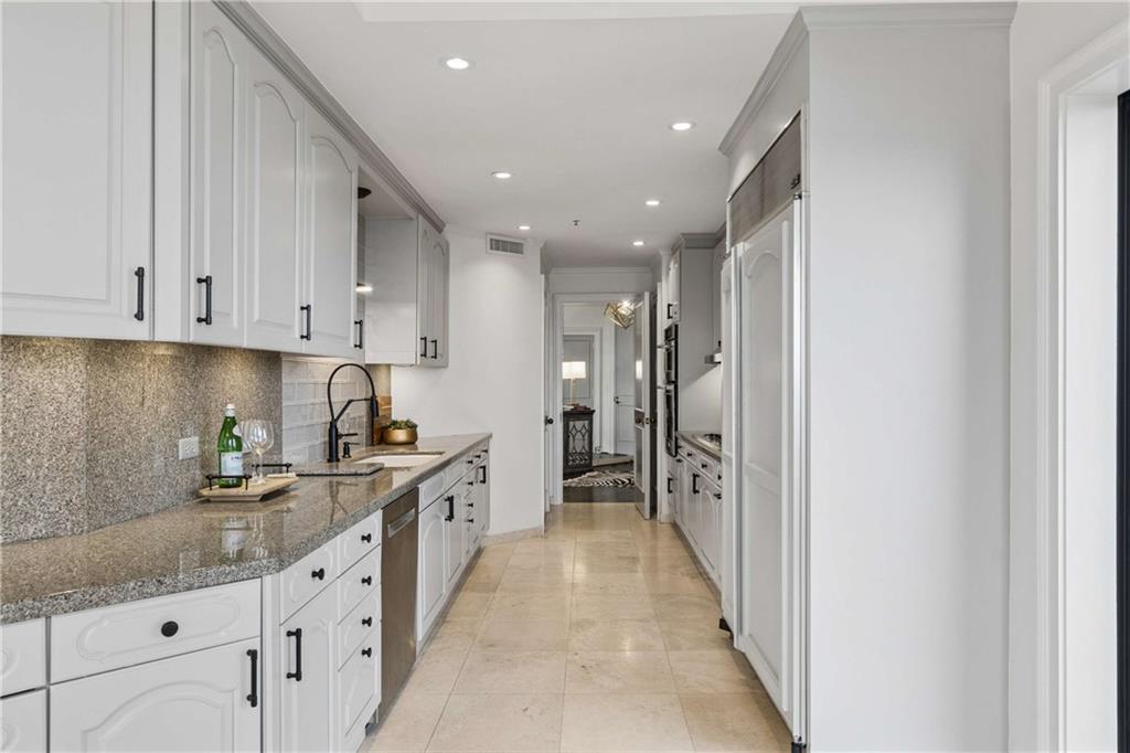2660 Peachtree Road NW Unit 23A