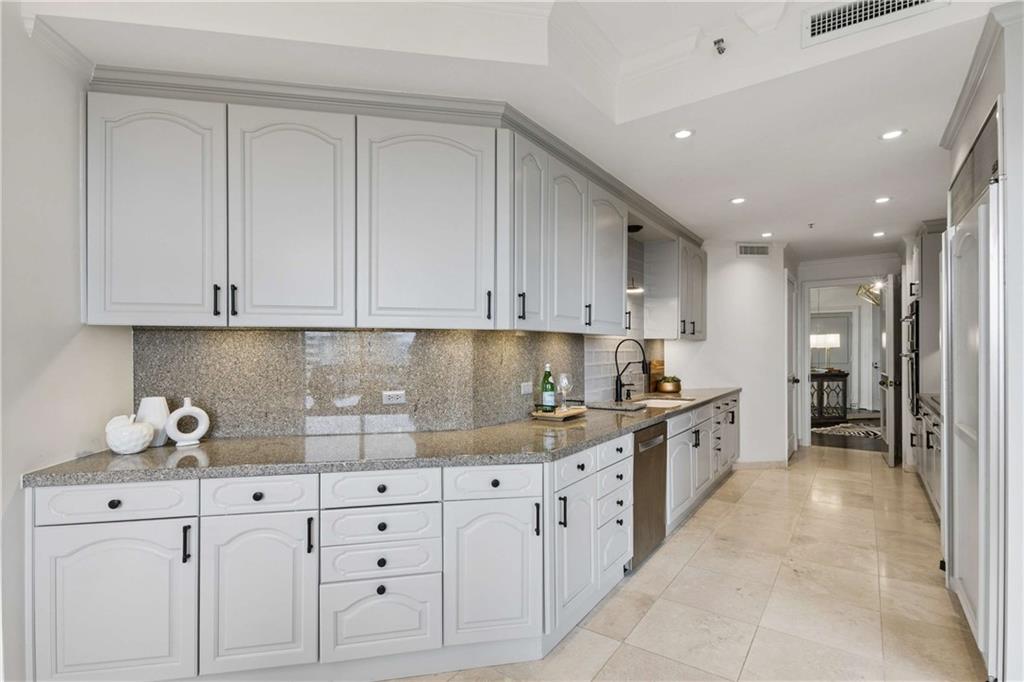 2660 Peachtree Road NW Unit 23A