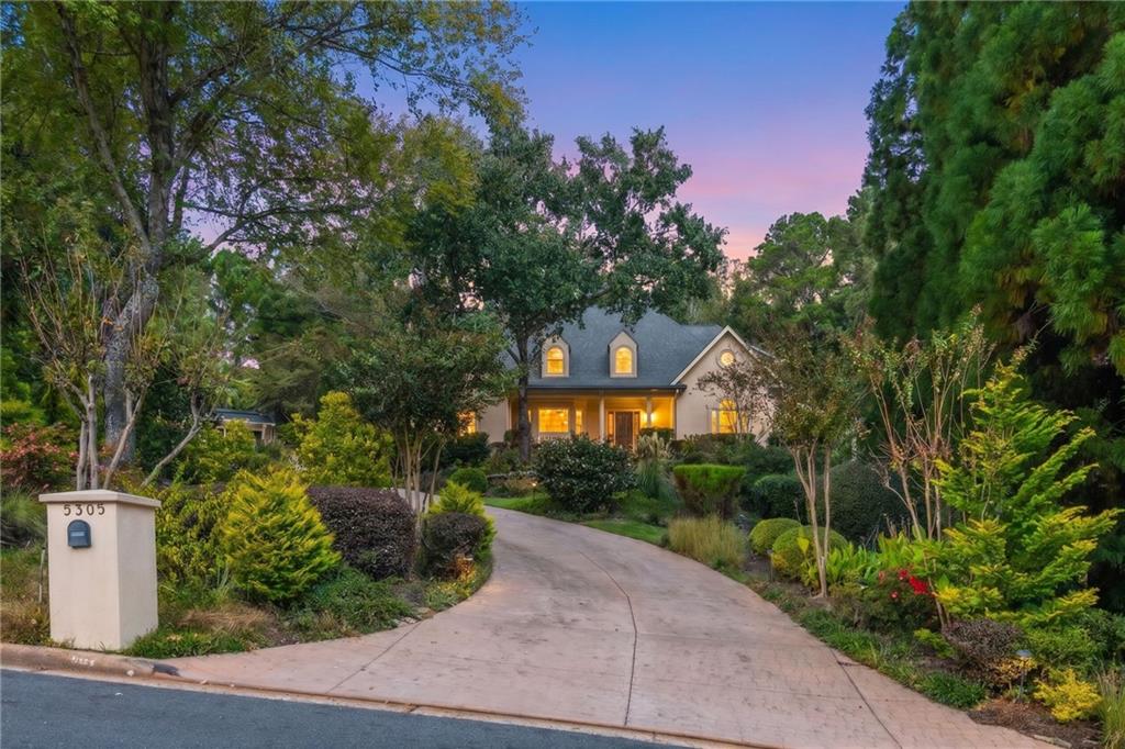 5305 Woodridge Forest Trail Sandy Springs Ga Us 30327 Cf7ca713997537ce91bae72bdb733e1a