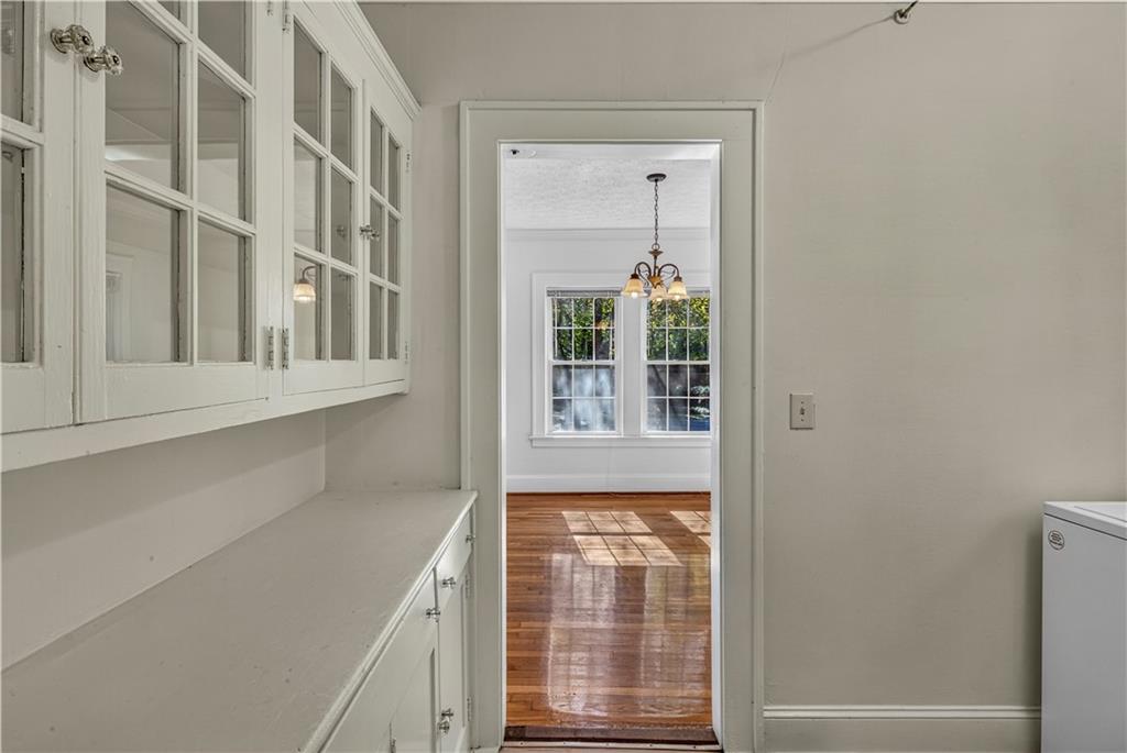 50 Brookhaven Drive NE