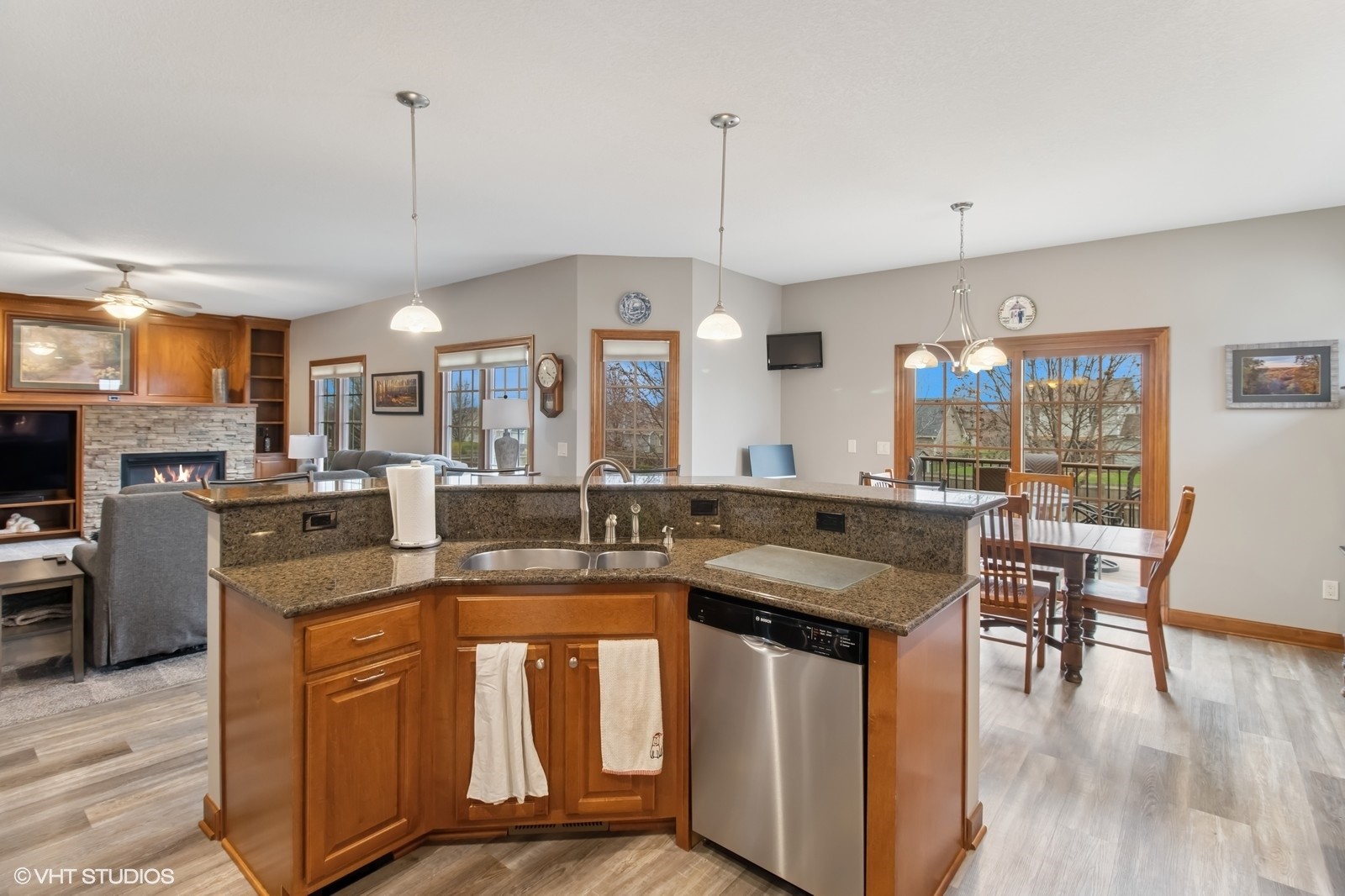 10333 Windsor Parkway