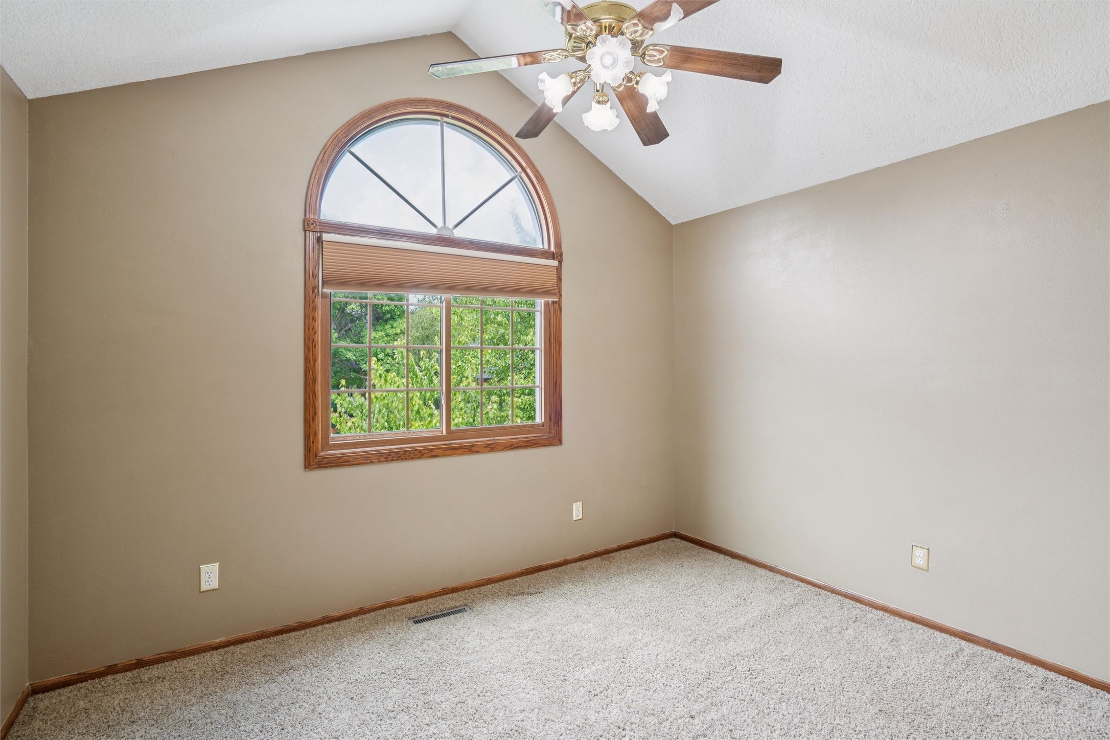 5517 Kensington Circle