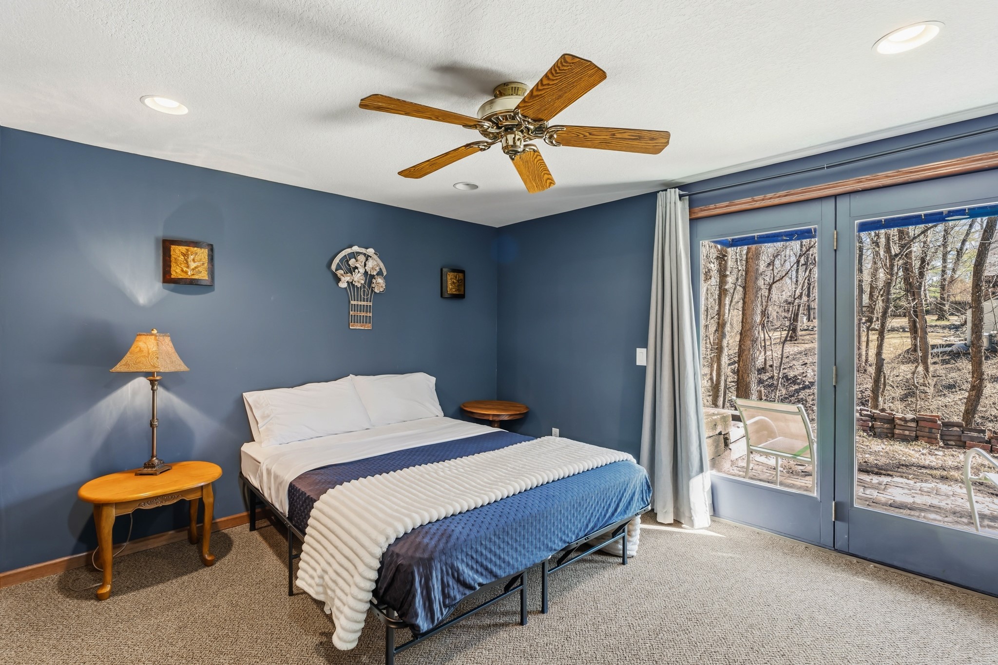 7021 NW 88th Place