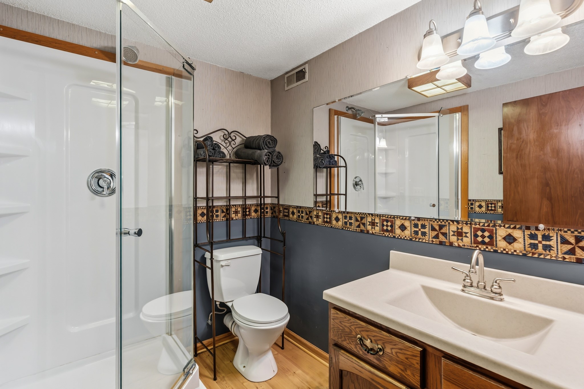 7021 NW 88th Place