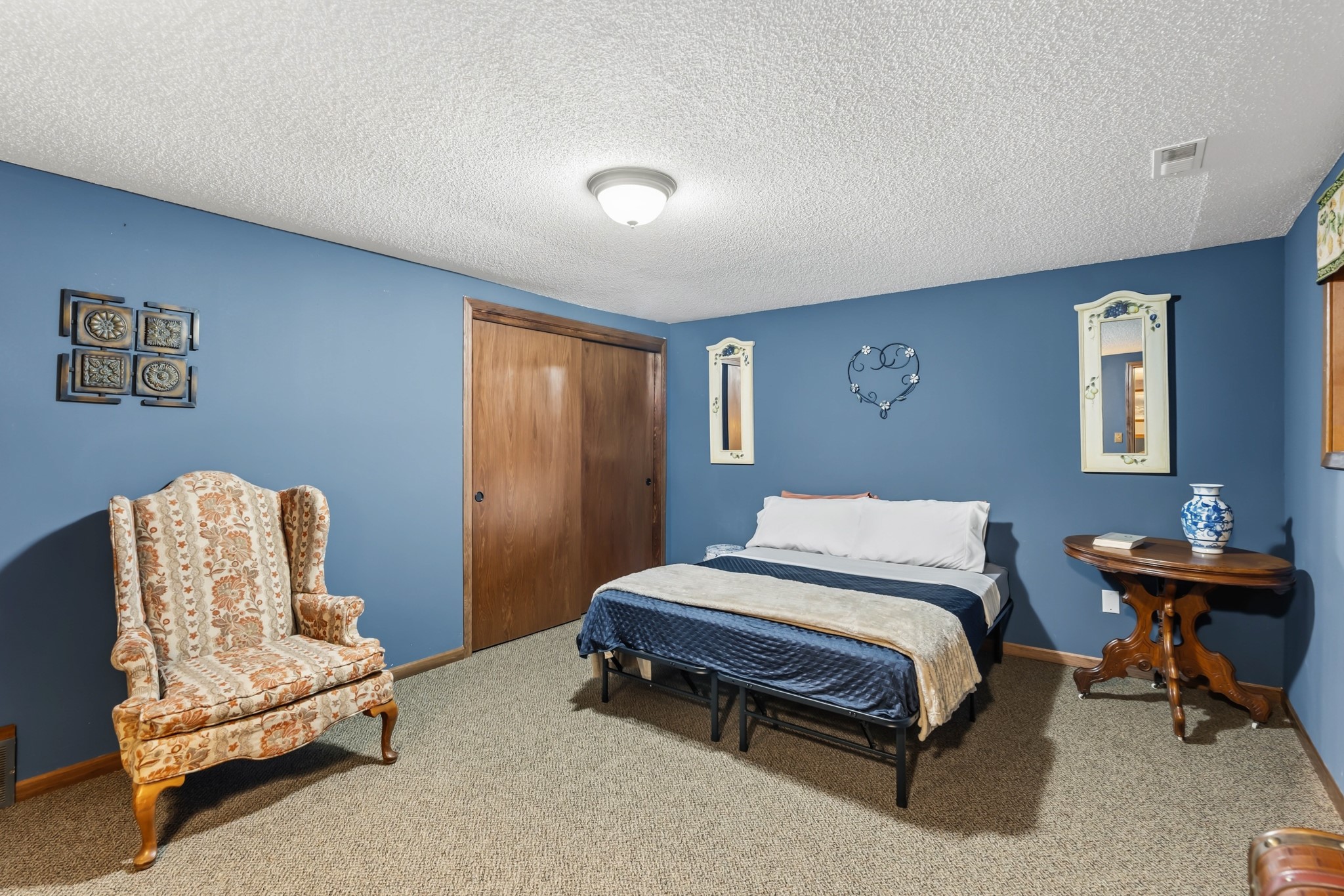 7021 NW 88th Place