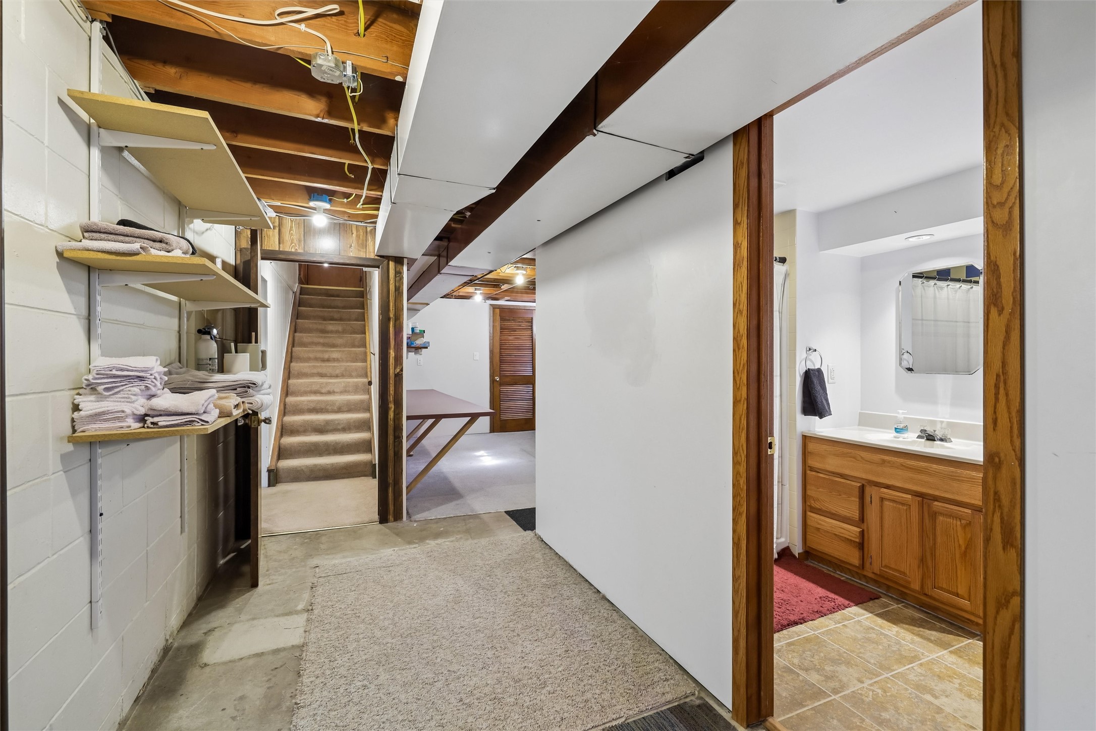 313 SE 9th Street