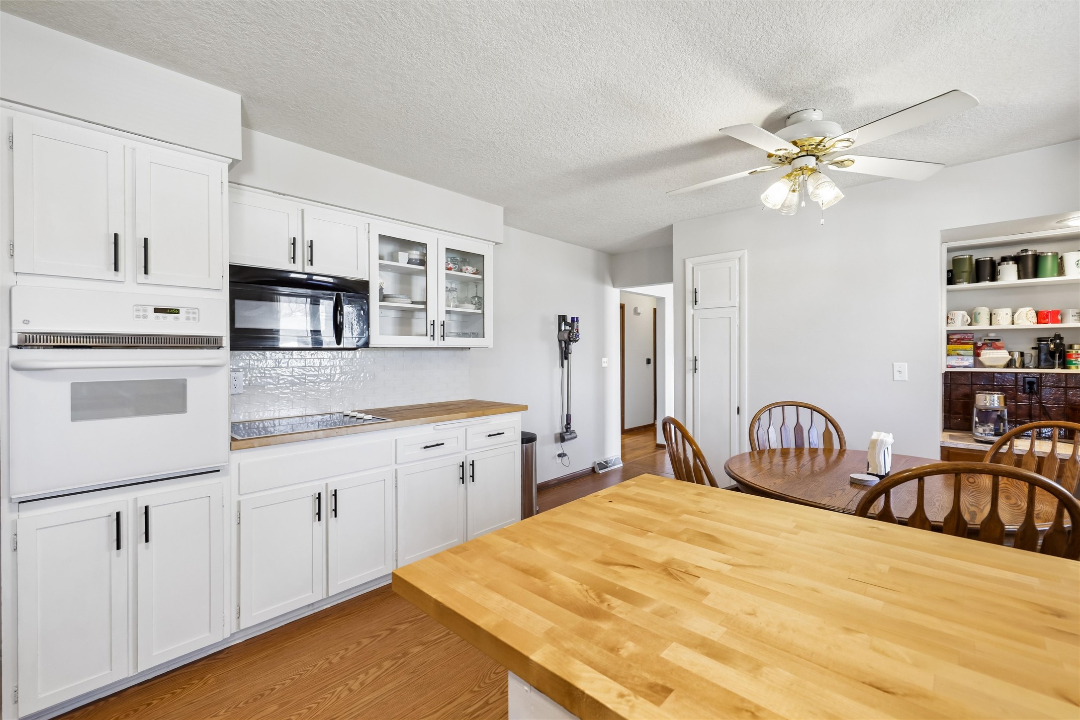 313 SE 9th Street