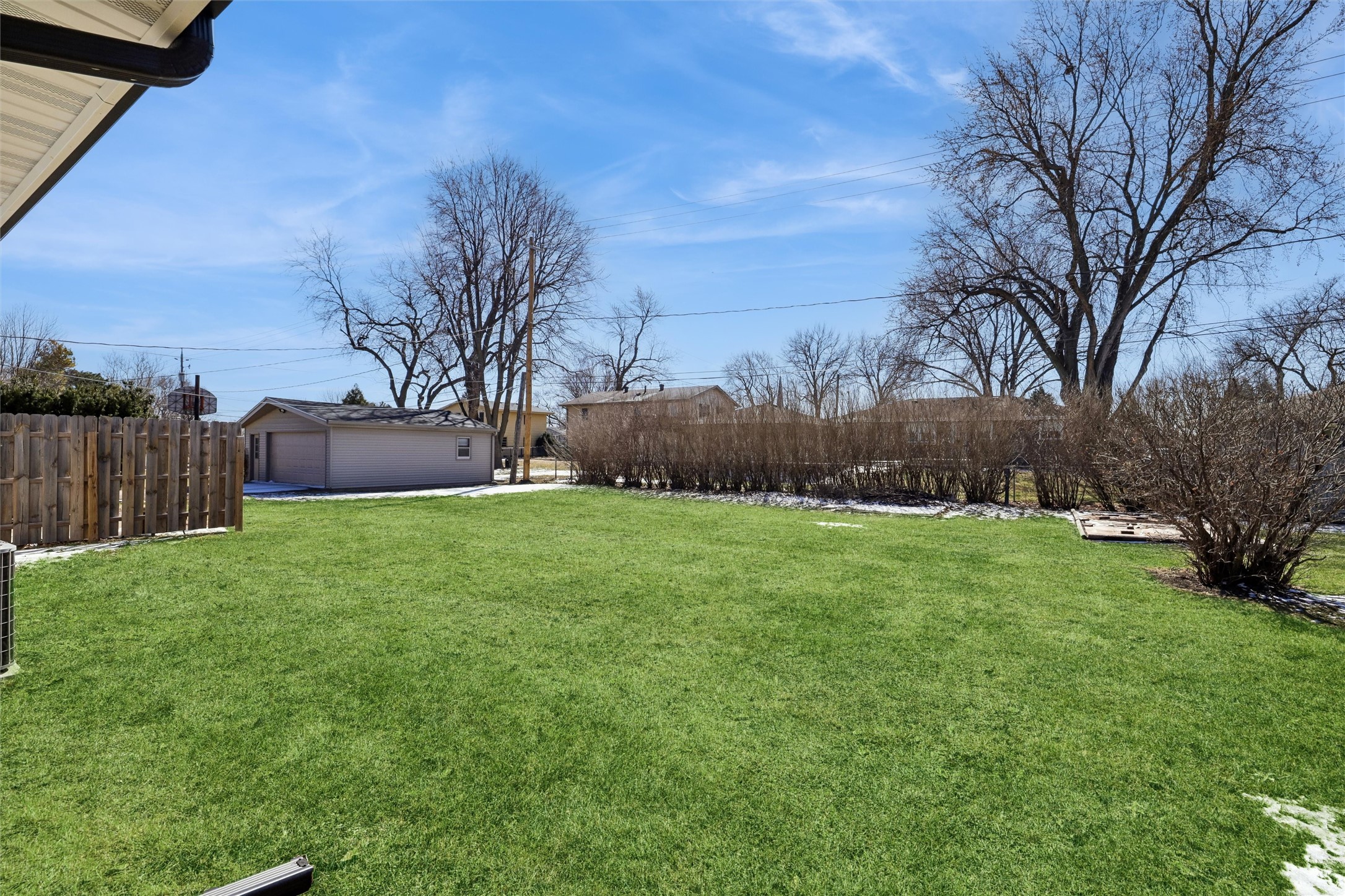 313 SE 9th Street