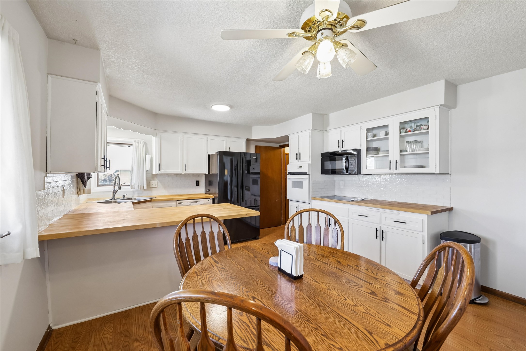 313 SE 9th Street