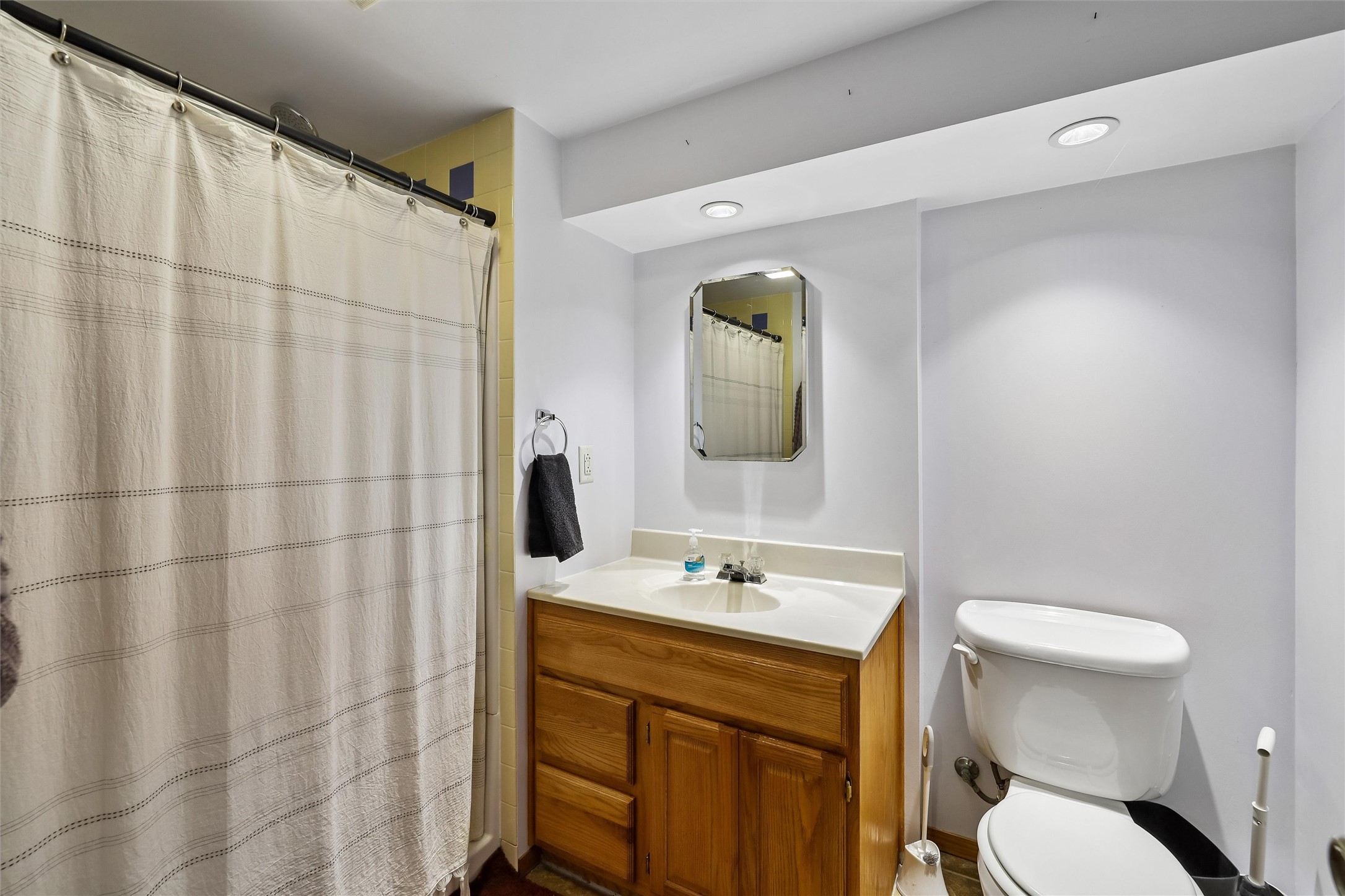 313 SE 9th Street