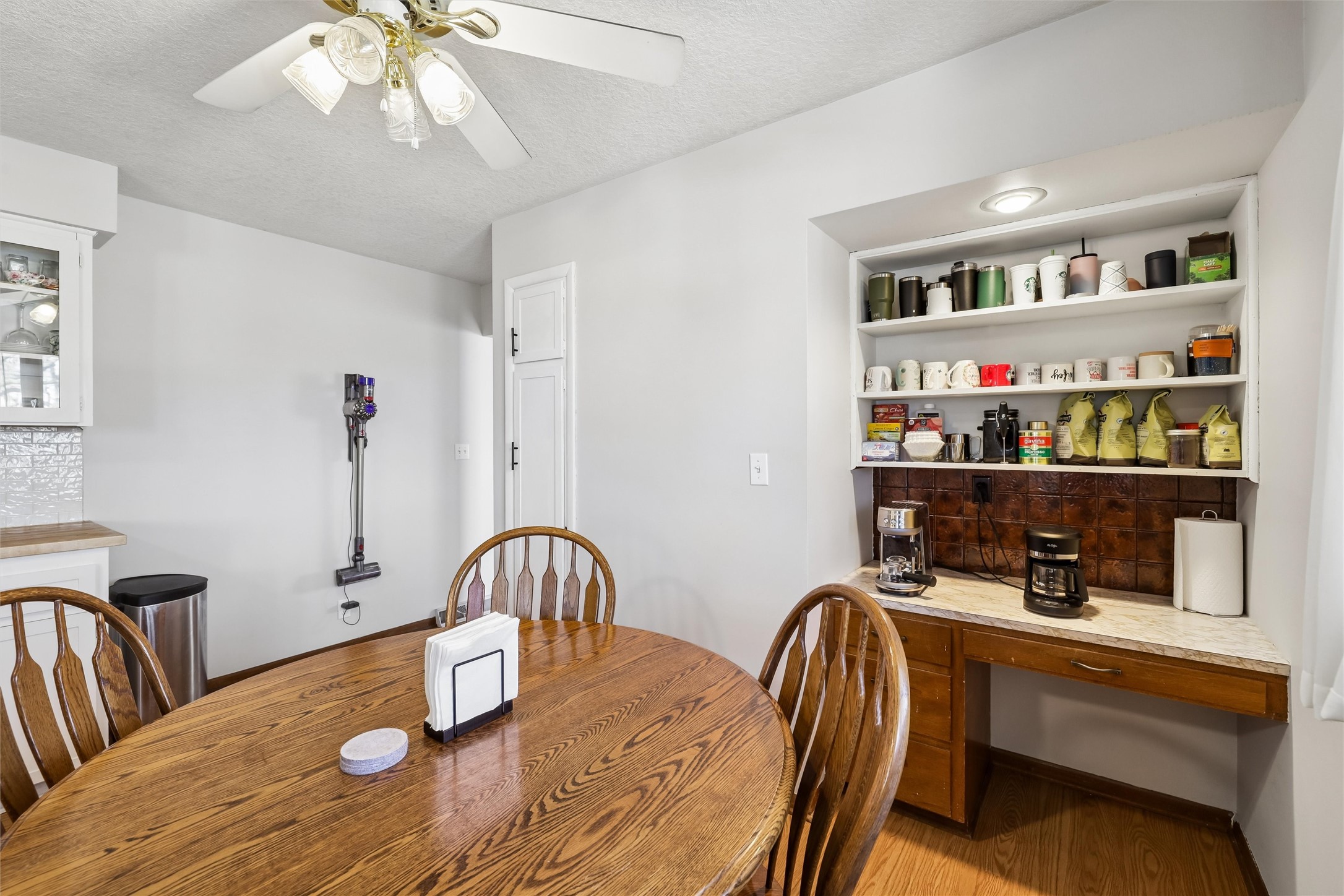 313 SE 9th Street