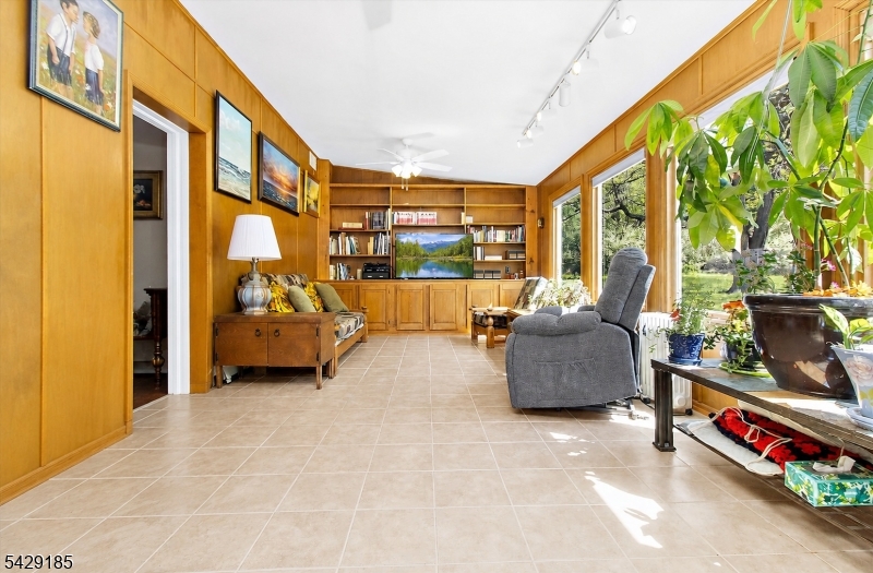 14 Lt Hooper Road