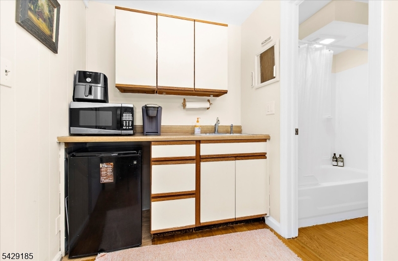 14 Lt Hooper Road