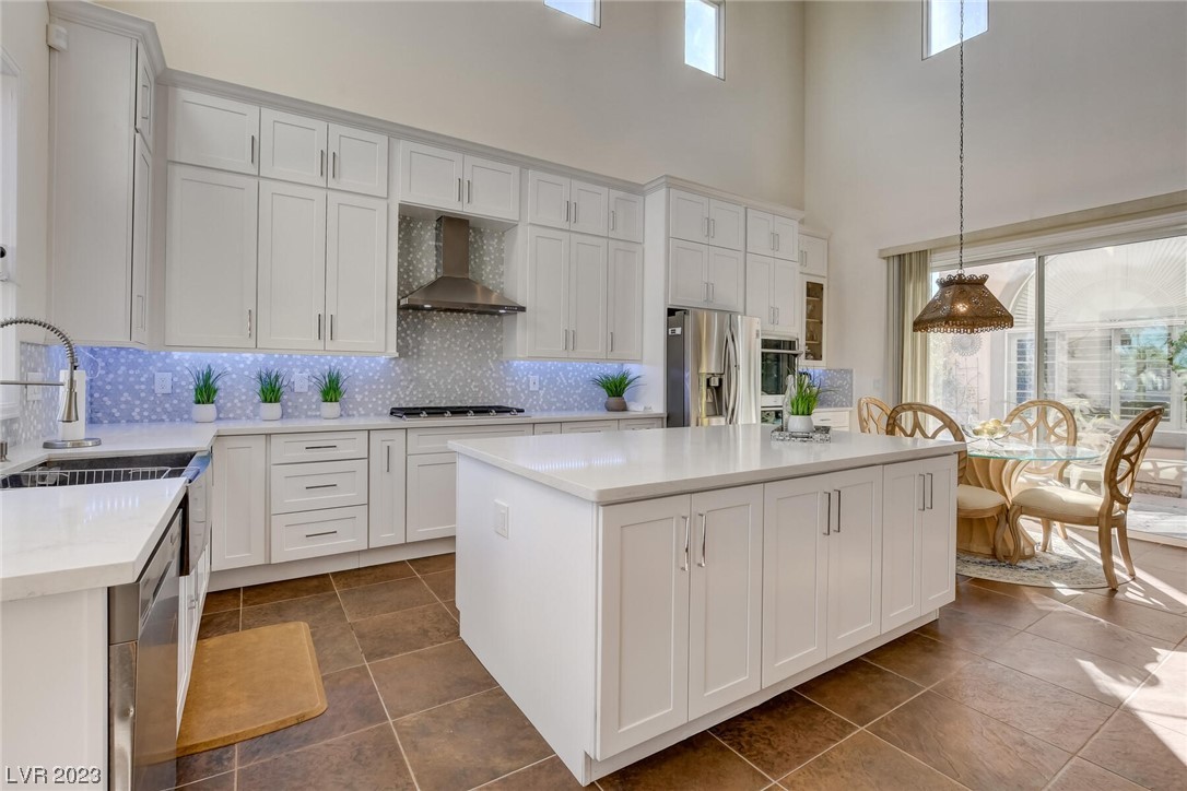 380 Santa Candida Street