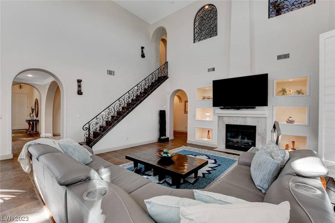 380 Santa Candida Street