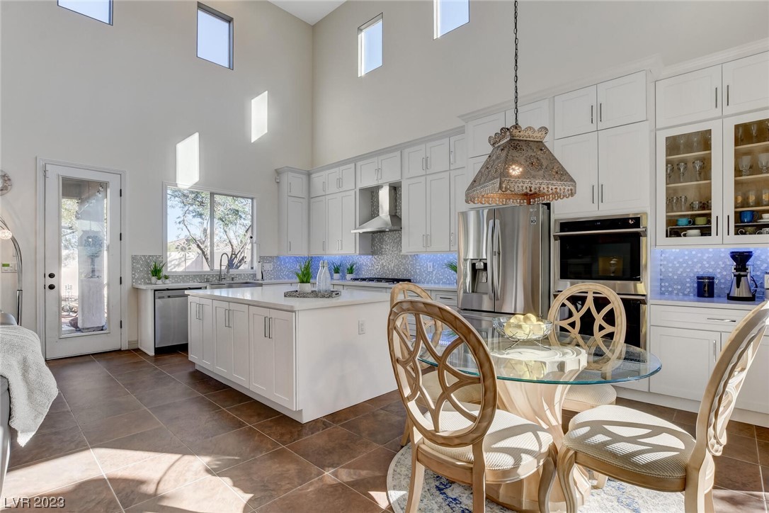 380 Santa Candida Street