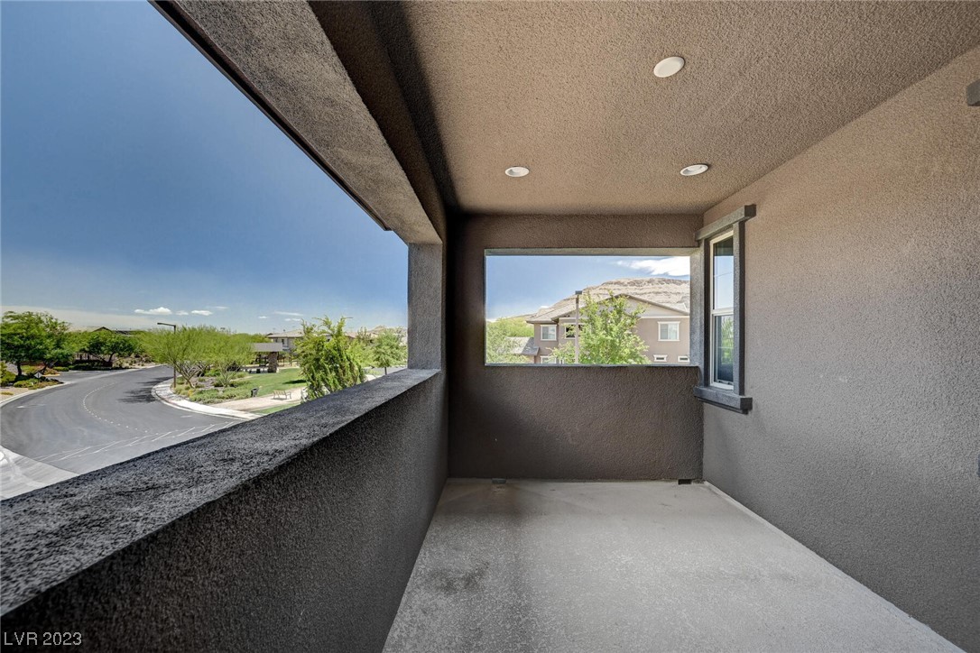 5685 Corona Vista Street
