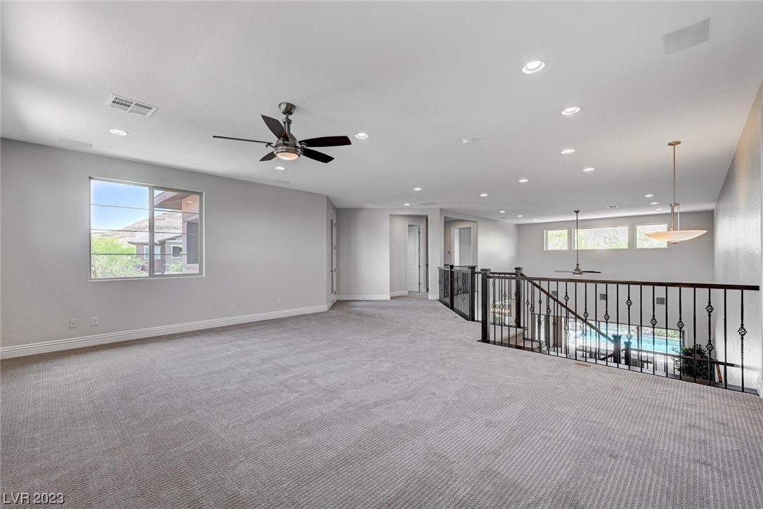 5685 Corona Vista Street