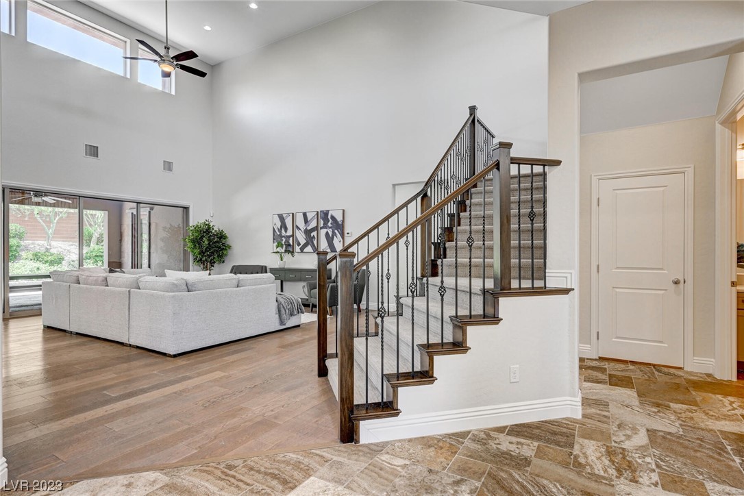 5685 Corona Vista Street