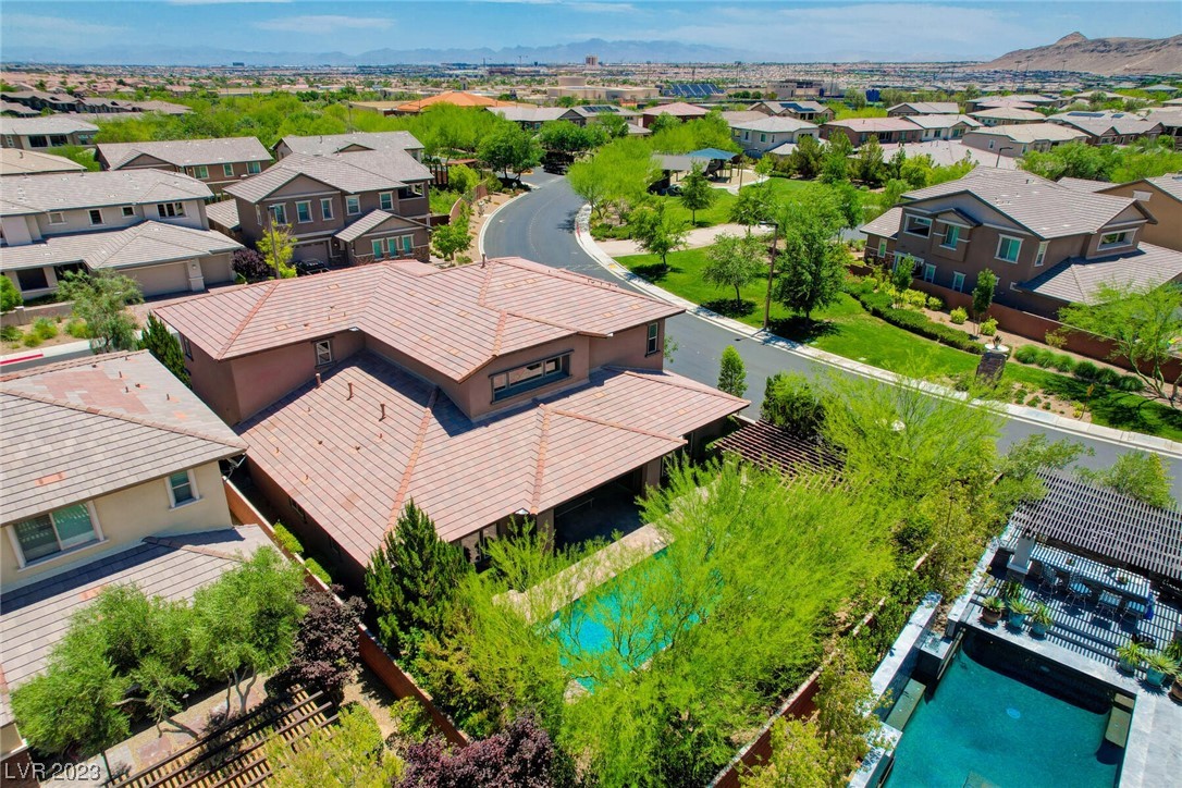 5685 Corona Vista Street