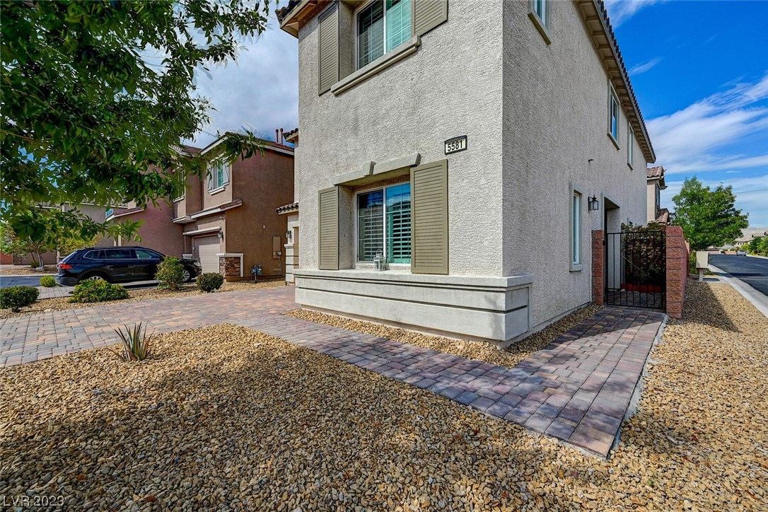 5581 Cornadelo Range Road