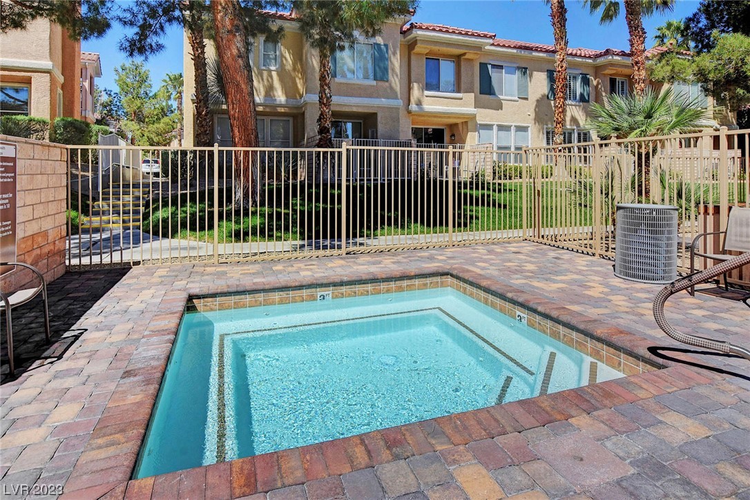 251 South Green Valley Parkway 4721