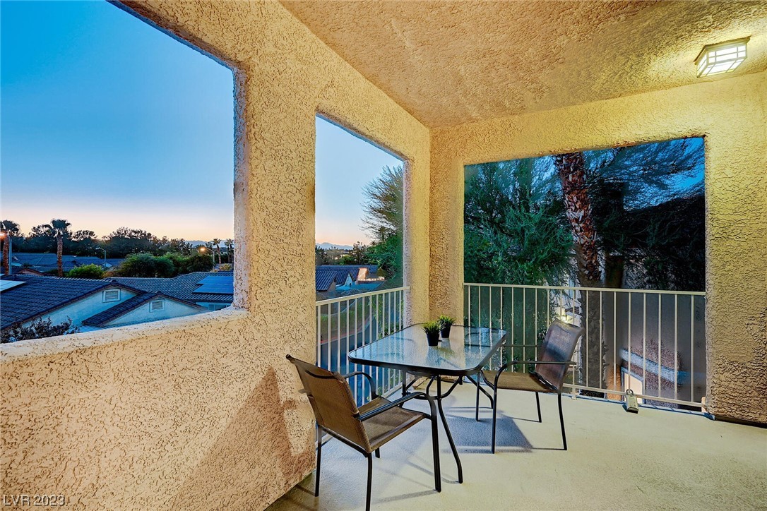 251 South Green Valley Parkway 4721