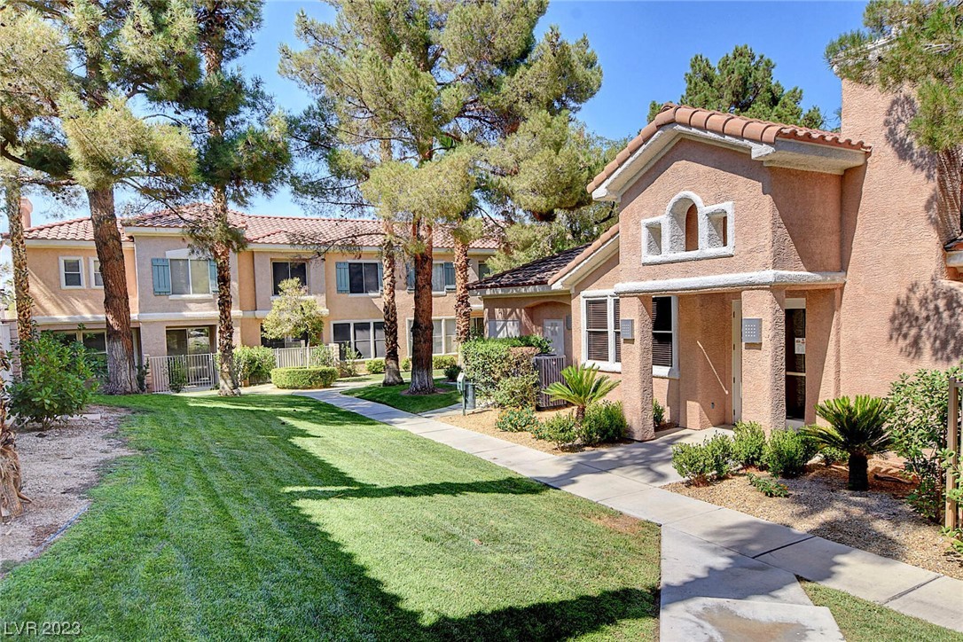 251 South Green Valley Parkway 4721