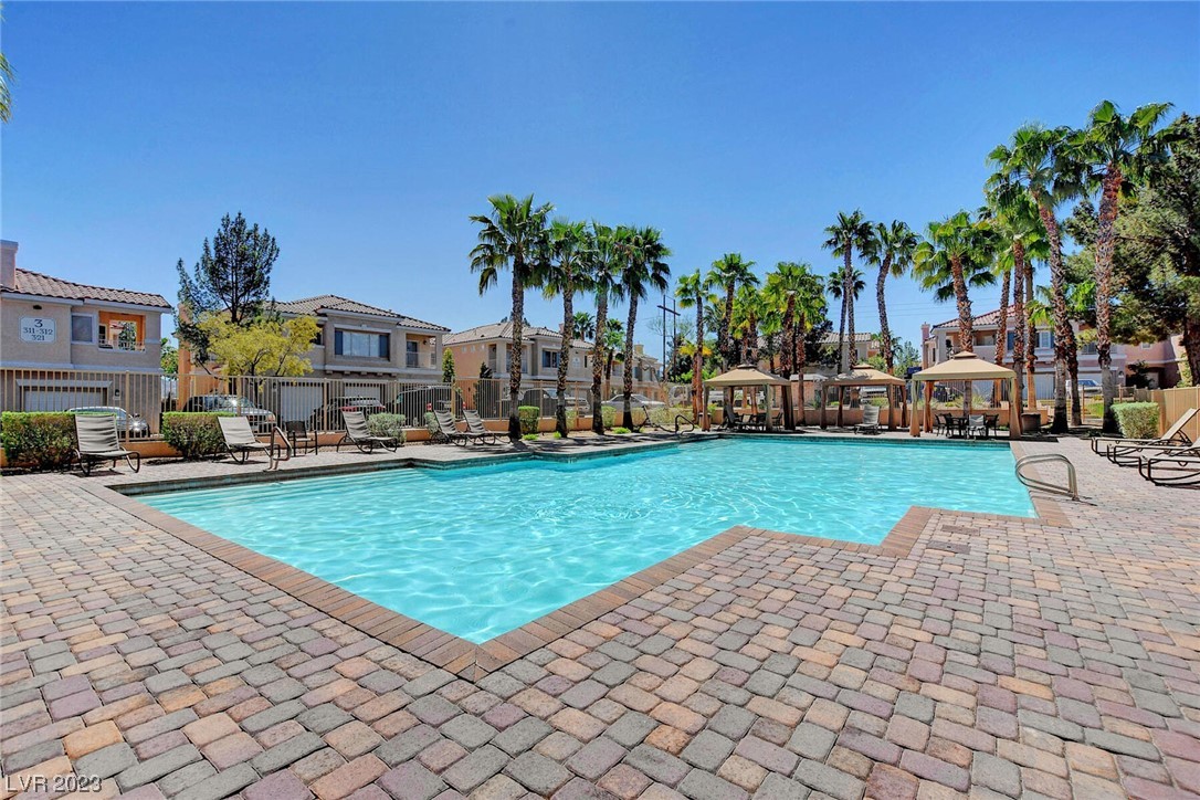 251 South Green Valley Parkway 4721