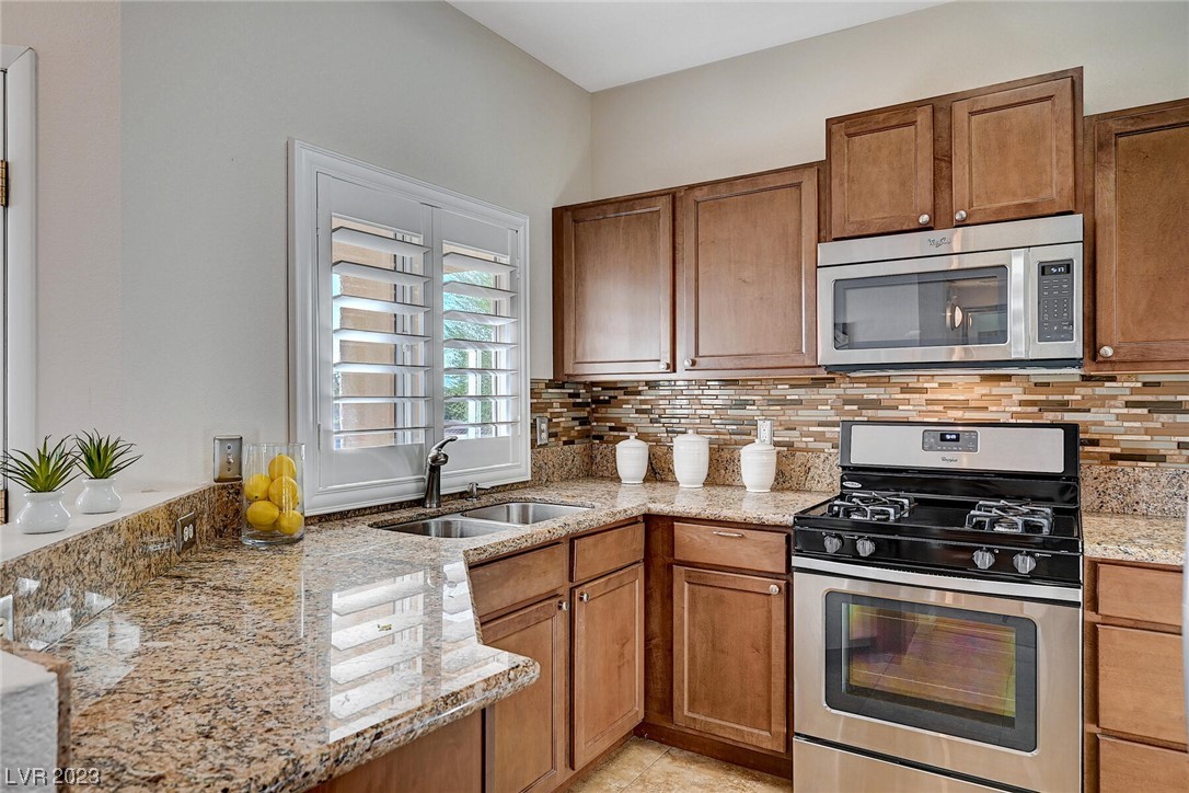 251 South Green Valley Parkway 4721