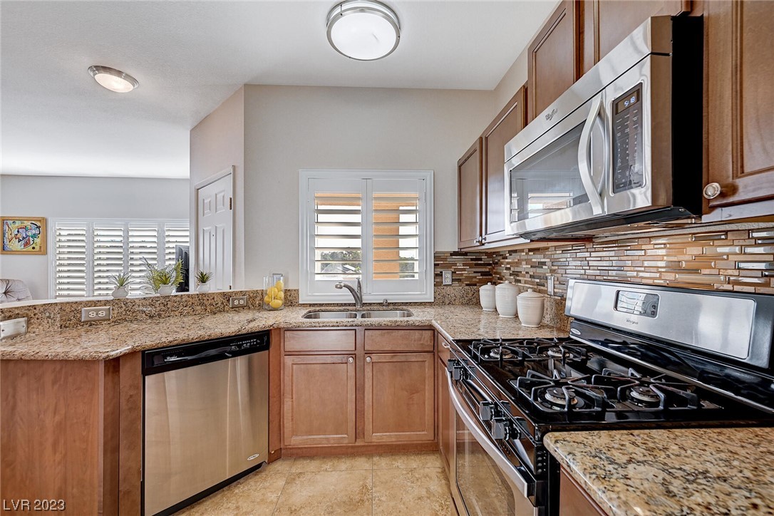 251 South Green Valley Parkway 4721